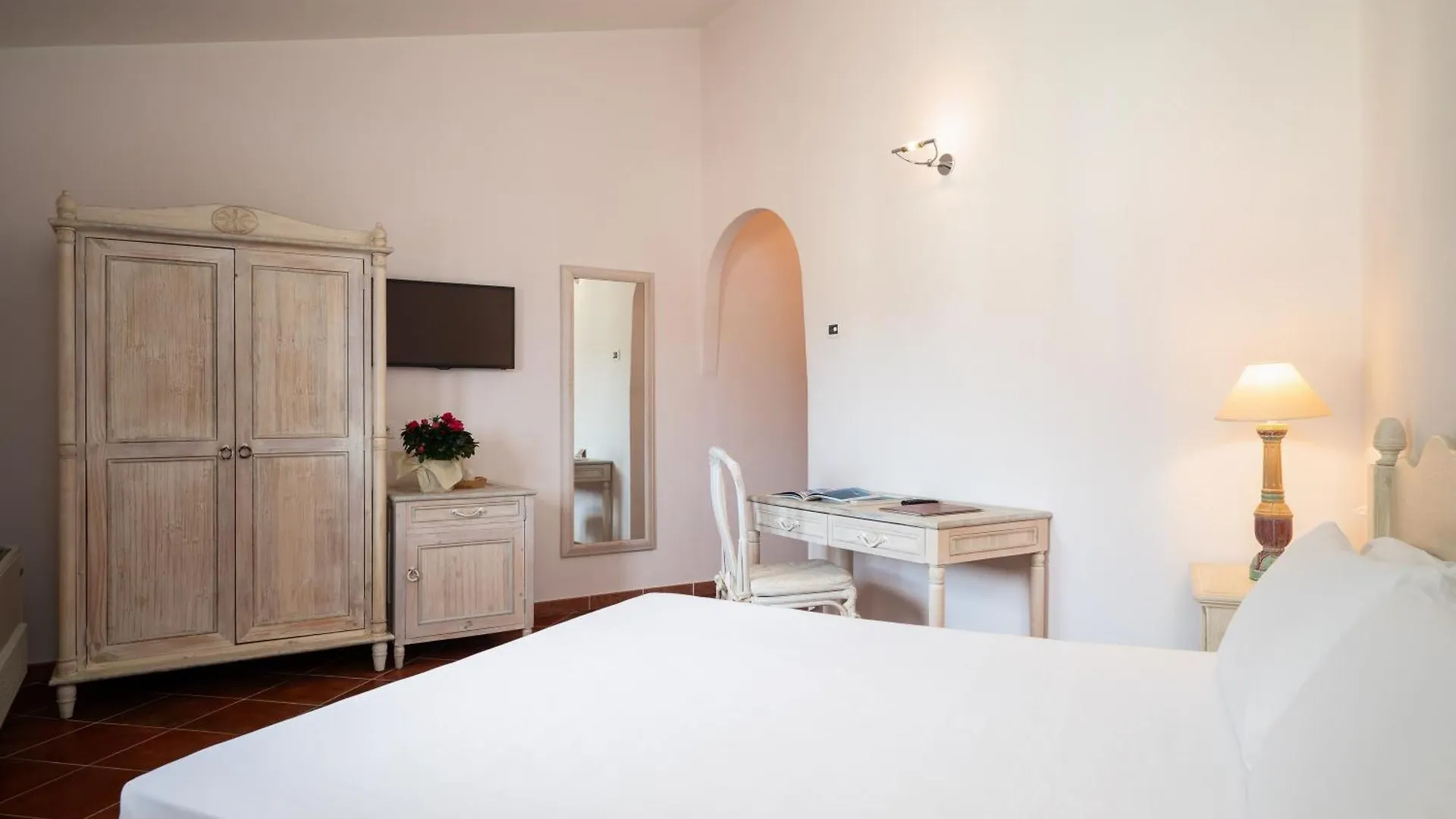 Hotel Monti Di Mola Porto Cervo