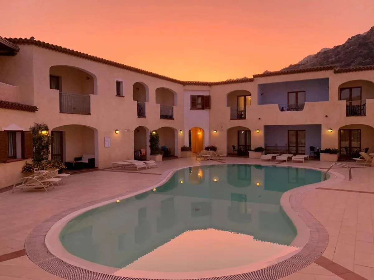 Hotel Monti Di Mola Porto Cervo