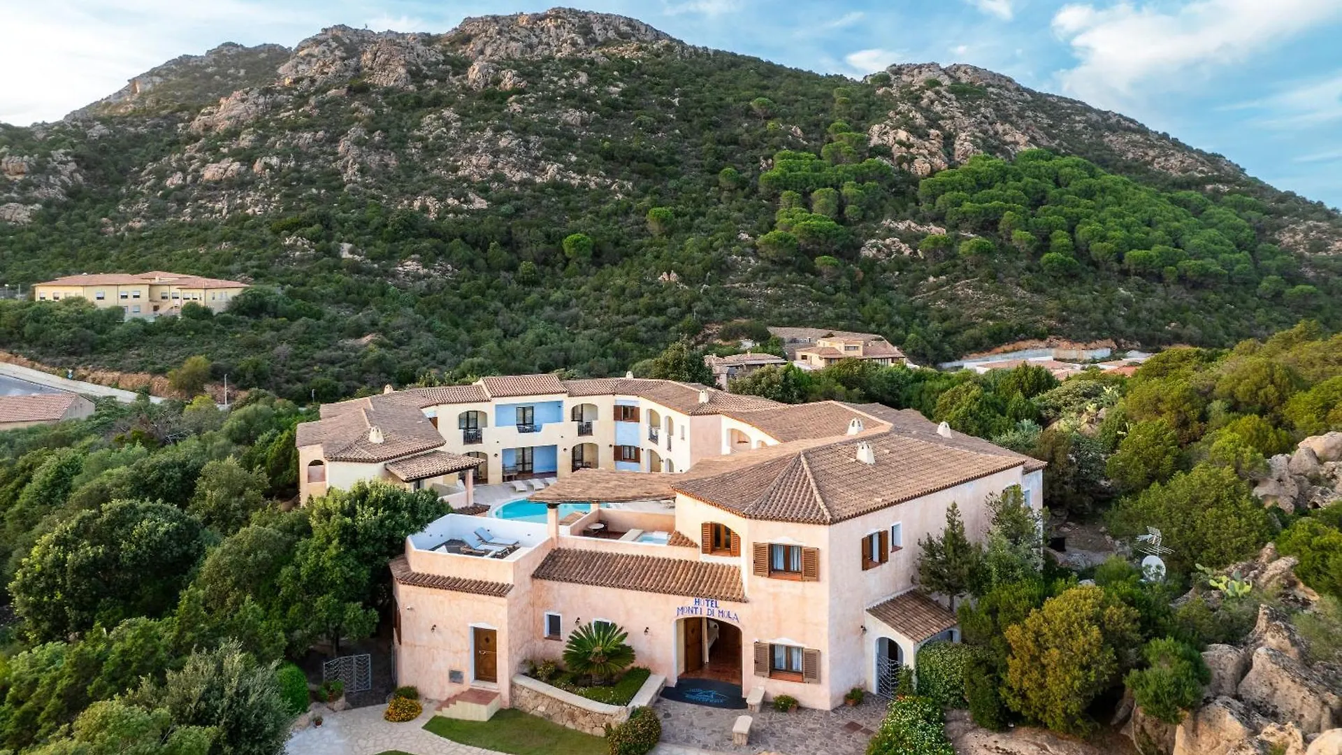 Hotel Monti Di Mola Porto Cervo