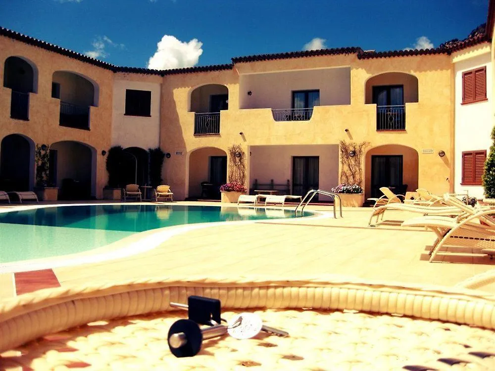 Hotel Monti Di Mola Porto Cervo